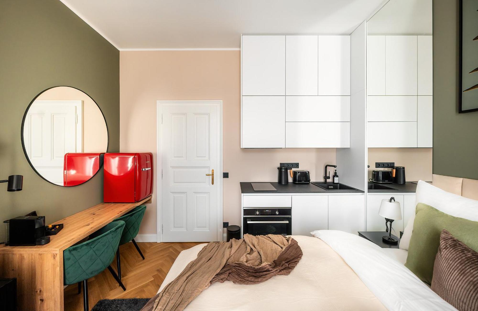 Accordion Boutique Hotel & Premium Suites Praga Esterno foto
